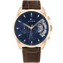 Tommy Hilfiger Baker 1710453 ur med Blå urskive og en urkasse på 44 mm i diameter og en Læderrem i Brun