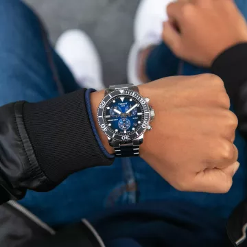Tissot Seastar 1000 Chronograph T1204171104101 ur til Herre med Blå urskive på 46 mm i diameter og Lænke urrem i Stål
