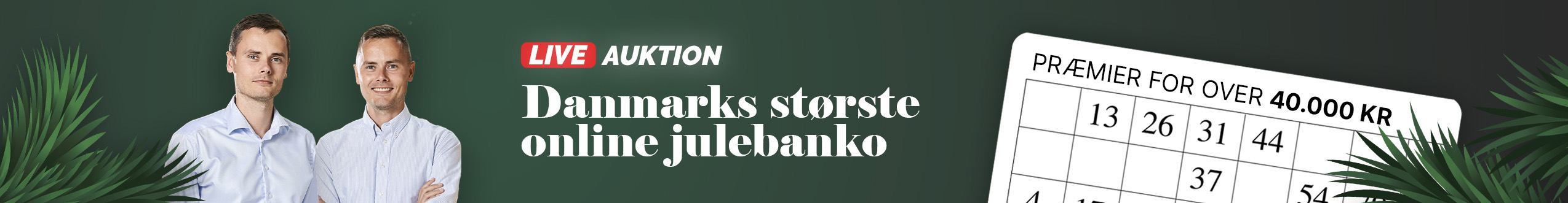 Kasper og Mikkel til på en grøn baggrund med en bankoplade